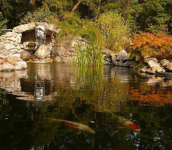 佳斯特豪斯瓦恩穆勒酒店